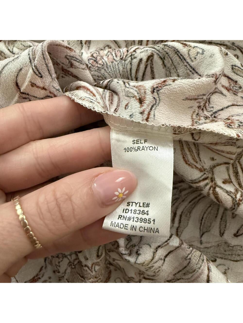 Large Women’s Floral Dress NWT - Picture 4 of 8